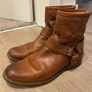 Frye Phillip harness short boot